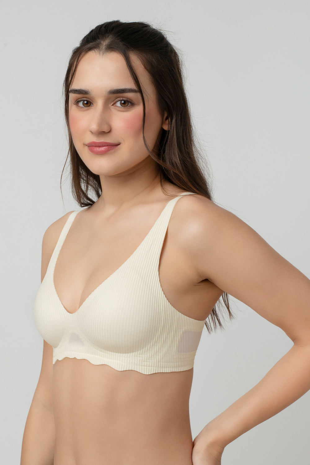 Lexi | V-Neck Padded