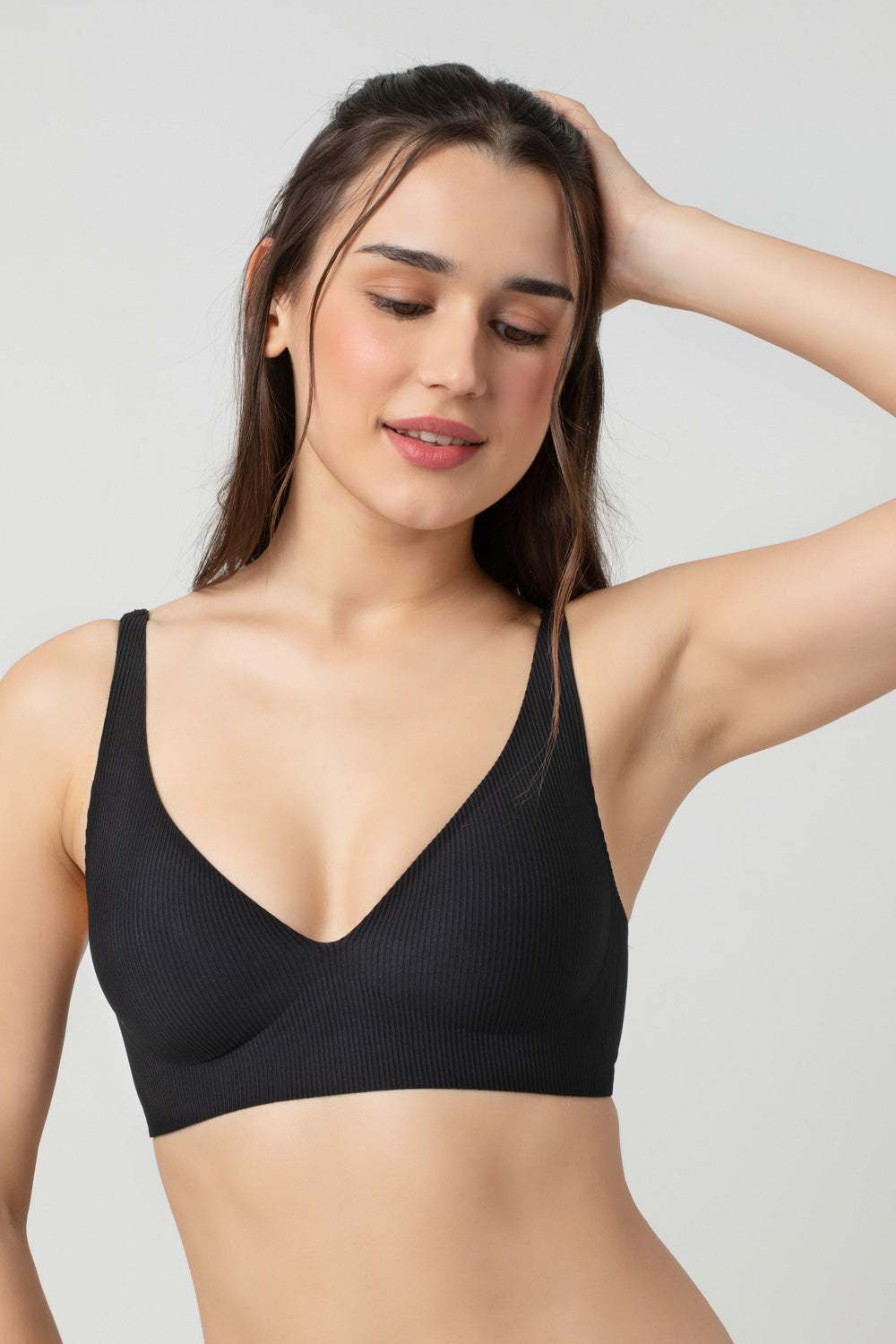 Remy | V-Neck Padded Bra