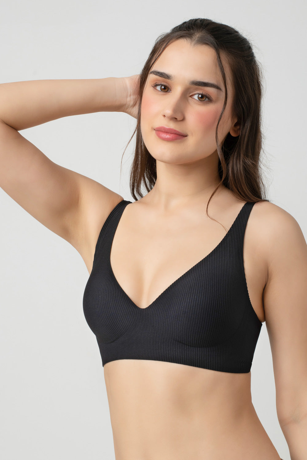 Remy | V-Neck Padded Bra