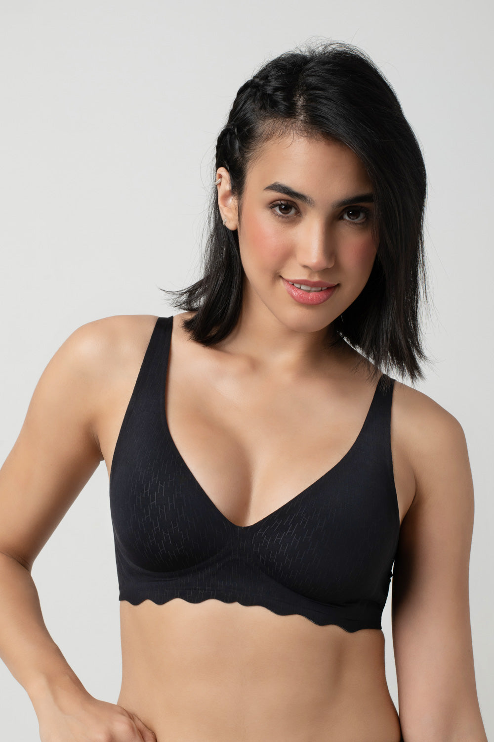 Blake | V-Neck Padded