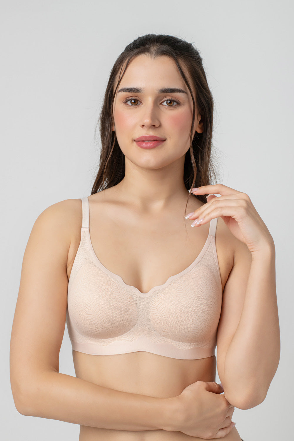 Sienna | V-neck With Scallop Detail Bra